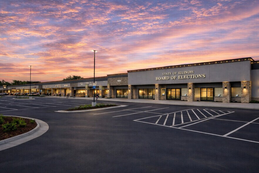 2301-2401 S MacArthur Blvd, Springfield, IL à louer - Photo principale – Image 1 sur 10