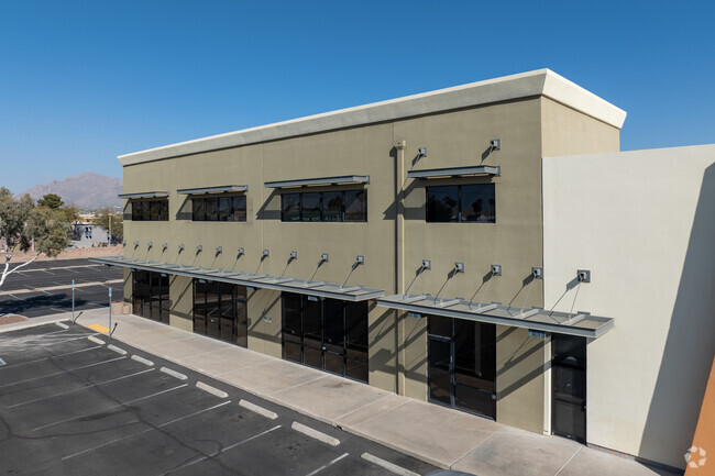 Plus de détails pour 3870 N Oracle Rd, Tucson, AZ - Bureau à vendre