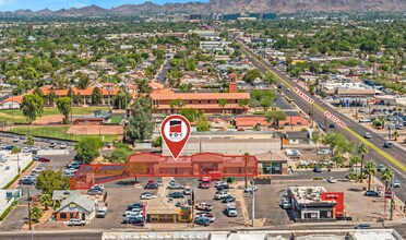 1616 N 24th St, Phoenix, AZ à louer Photo intérieure– Image 2 sur 9