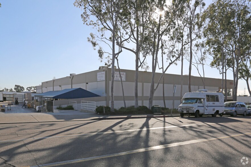 7373 Engineer Rd, San Diego, CA à louer - Photo de l’immeuble – Image 2 sur 5