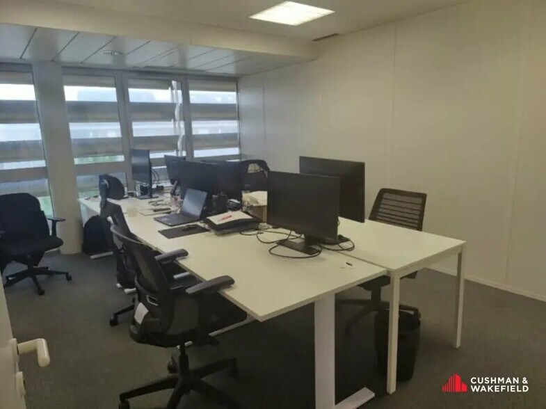 Bureau dans Bordeaux à louer - Photo intérieure – Image 3 sur 5