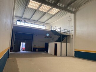 Plus de détails pour Calle Ferrocarril, 16, Meco - Industriel/Logistique à louer