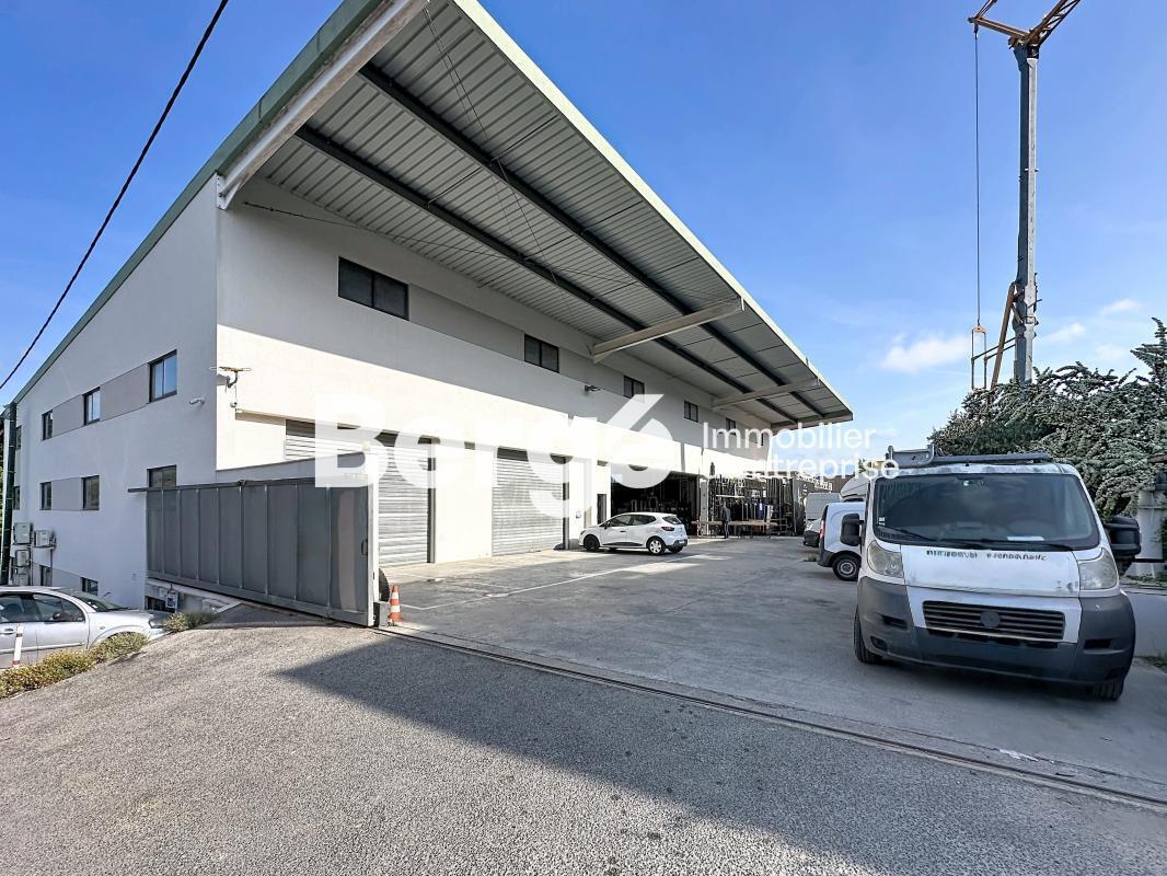 Industriel/Logistique dans Mougins à louer Photo de l’immeuble– Image 1 sur 2