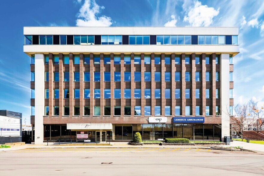 150 Rue Marchand, Drummondville, QC à louer - Photo de l’immeuble – Image 2 sur 8