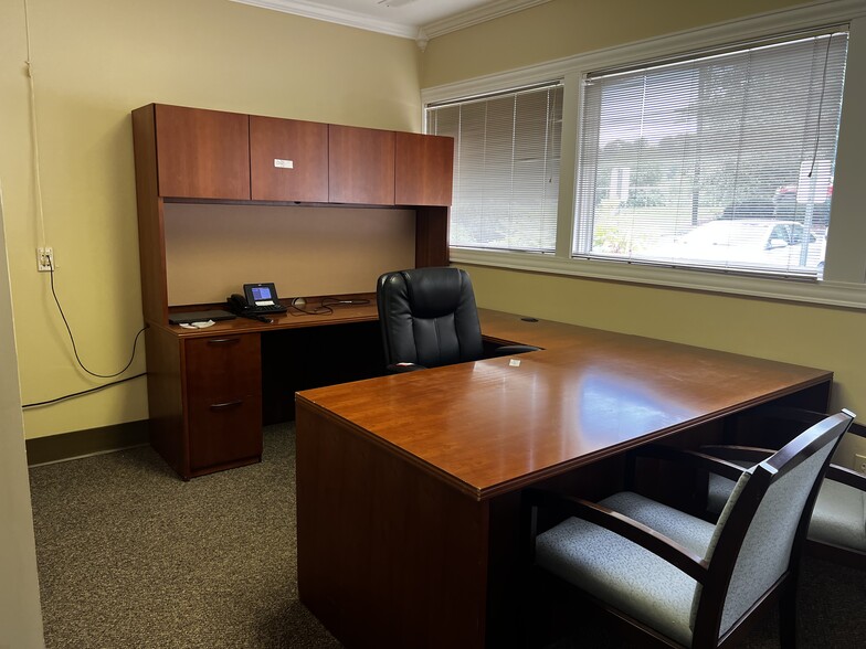 89 Hospital Dr, Brevard, NC à louer - Photo intérieure – Image 3 sur 11