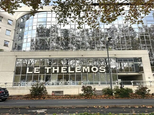 Plus de détails pour Bureau à louer