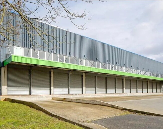 Plus de détails pour Bureau, Industriel/Logistique à louer