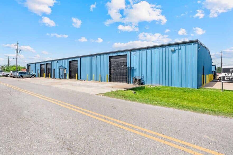 940 Hodgkins St, Houston, TX à vendre - Photo de l’immeuble – Image 2 sur 10