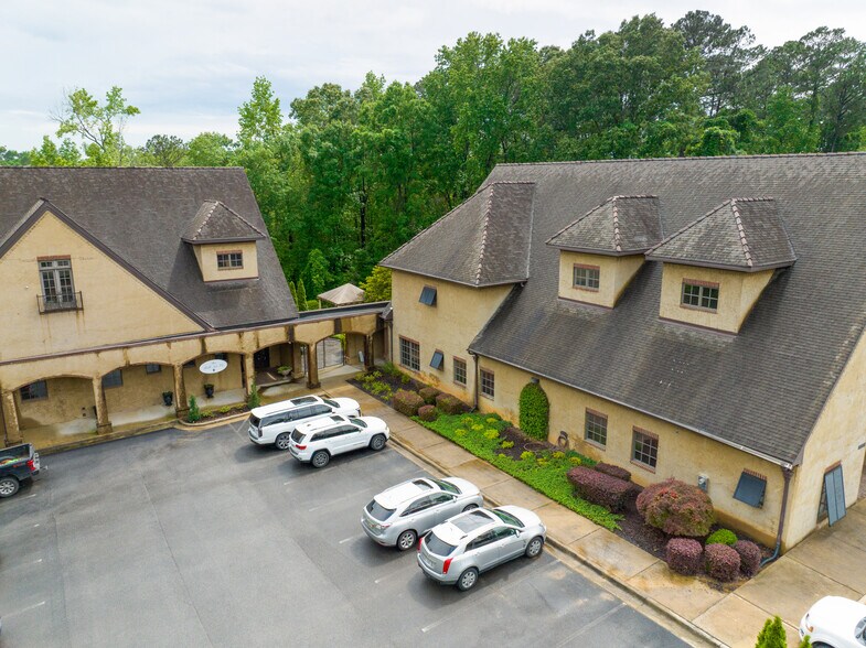 1847 Commons North Dr, Tuscaloosa, AL à vendre - Photo de l’immeuble – Image 1 sur 5