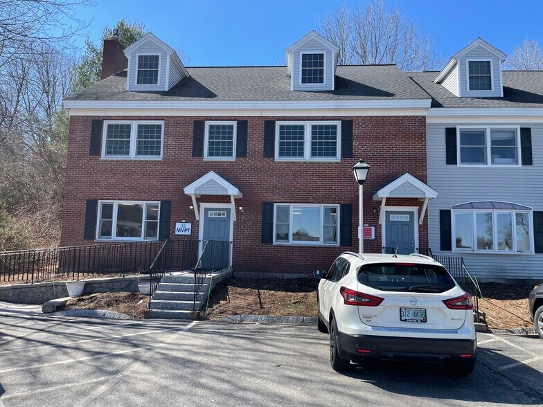 40 S River Rd, Bedford, NH à louer - Photo de l’immeuble – Image 2 sur 41