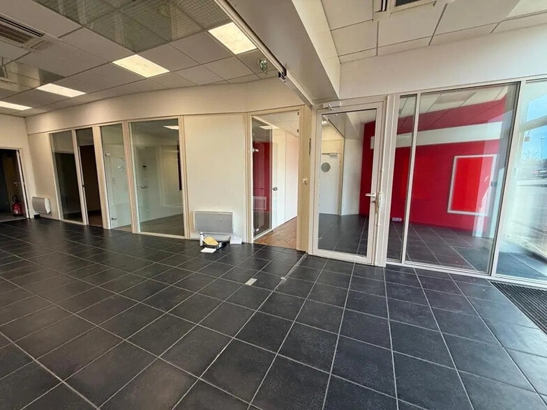 Local commercial dans Besançon à vendre - Photo intérieure – Image 3 sur 10