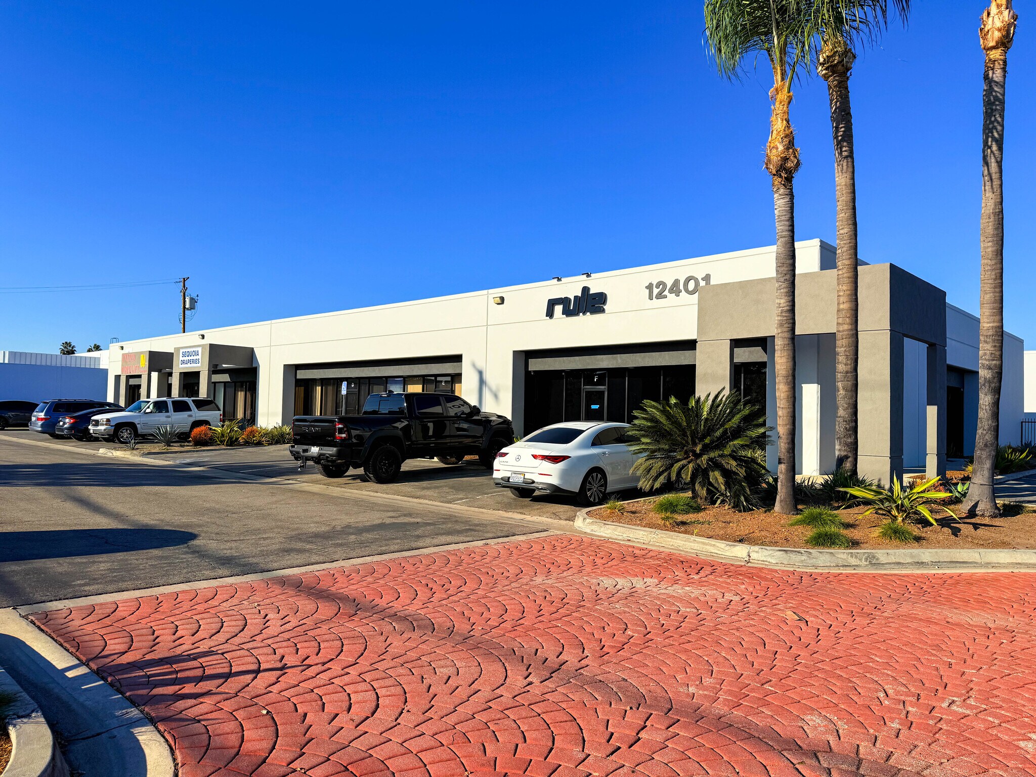 12403 Slauson Ave, Whittier, CA à louer Photo principale– Image 1 sur 8