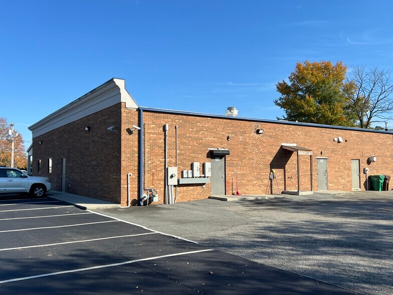 2107 Kirkwood St, High Point, NC à vendre - Photo de l’immeuble – Image 2 sur 5