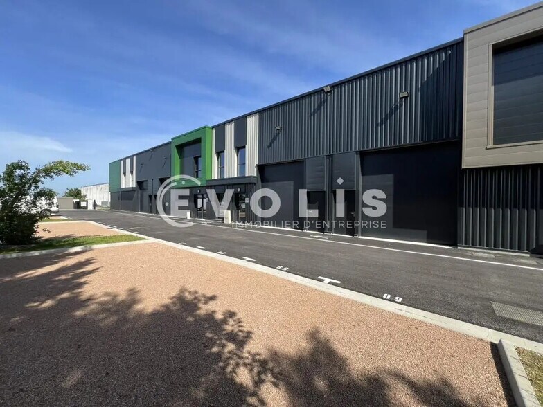 67 Bis Rue Des Aubépines, Villette-d'Anthon à vendre - Photo de l’immeuble – Image 3 sur 15