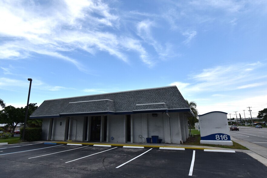 816 Us Highway 1, Sebastian, FL à vendre - Photo de l’immeuble – Image 3 sur 13