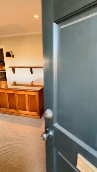 1991 Rockledge Rd NE, Atlanta, GA à vendre - Vidéo sur l’annonce professionnelle – Image 2 sur 11