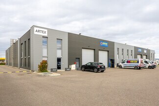Plus de détails pour Local d’activités à vendre
