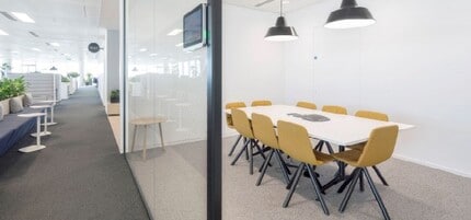 2 Leman St, Londres à louer Photo intérieure– Image 1 sur 2