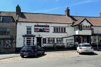 Plus de détails pour 11 Market Pl, Kirkbymoorside - Local commercial à vendre