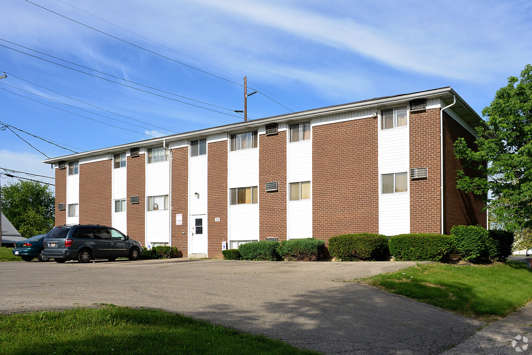 15 Beth Ln, Hamilton, OH à vendre Photo principale– Image 1 sur 7