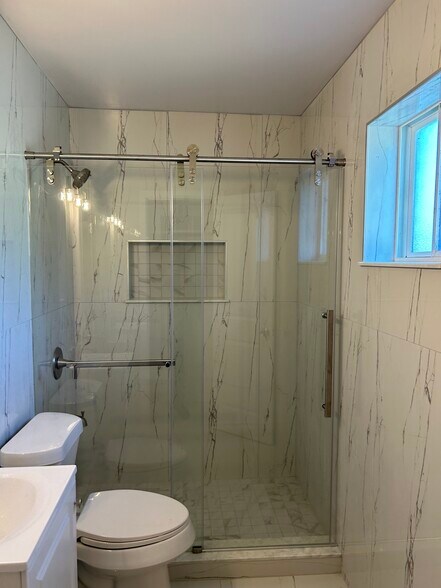 2266 W Oak St, Denton, TX à vendre - Photo de l’immeuble – Image 2 sur 23