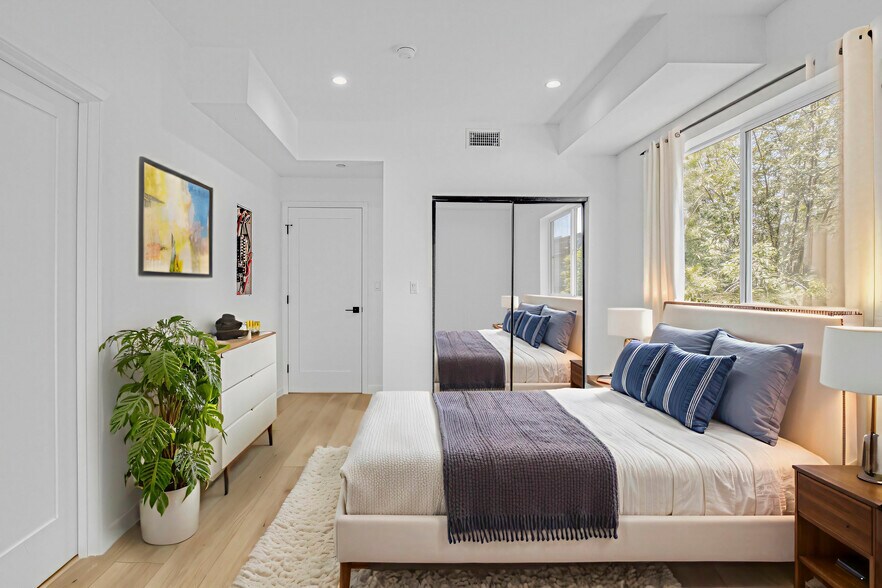 10828 Hesby St, North Hollywood, CA à vendre - Photo de l’immeuble – Image 3 sur 35