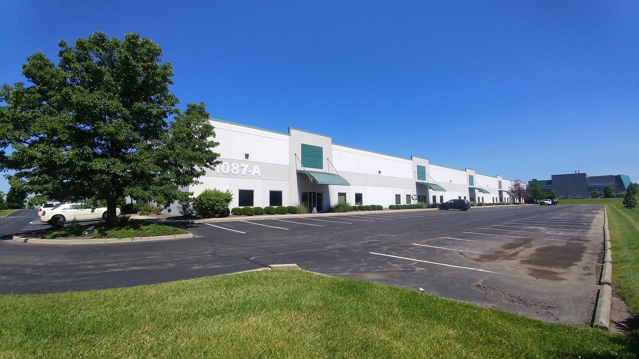 1087A Mane Way, Lebanon, OH à louer Photo de l’immeuble– Image 1 sur 15