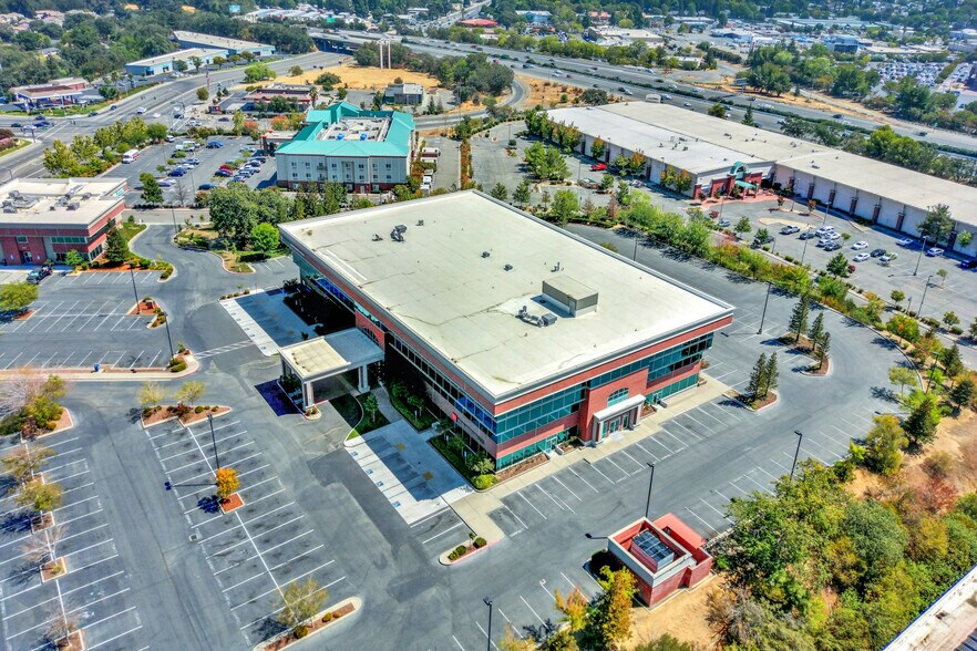 770 Mason St, Vacaville, CA à louer - Aérien – Image 2 sur 24
