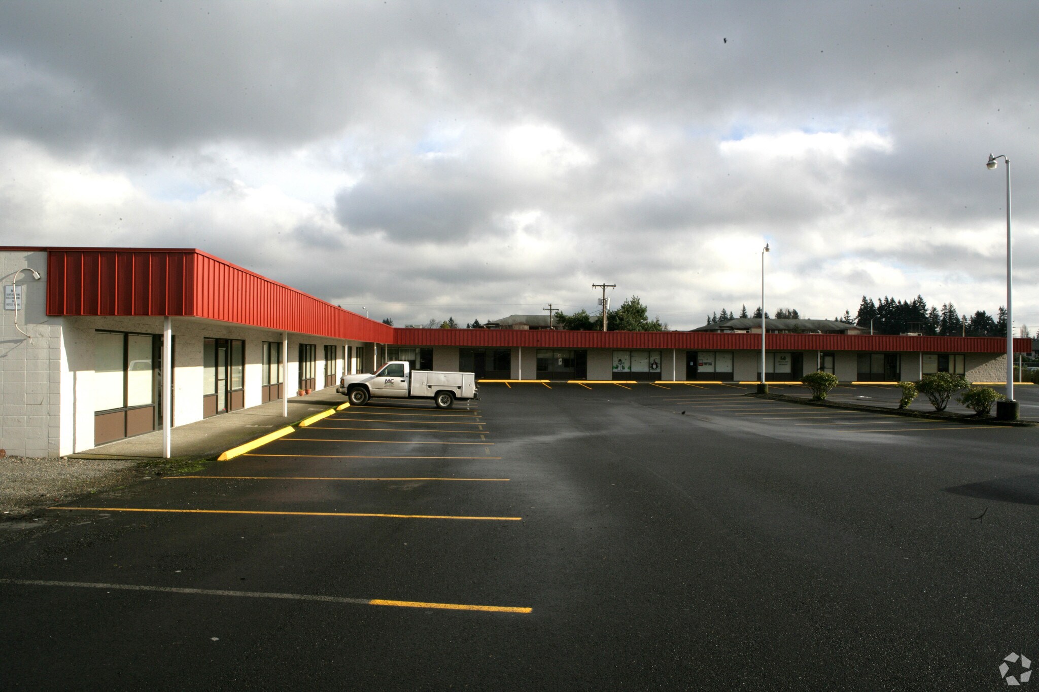9317 NE Highway 99, Vancouver, WA à louer Photo de l’immeuble– Image 1 sur 14