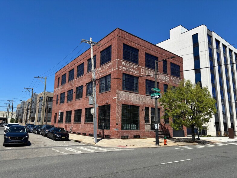 1100-1102 N Delaware Ave, Philadelphia, PA à louer - Photo de l’immeuble – Image 2 sur 21