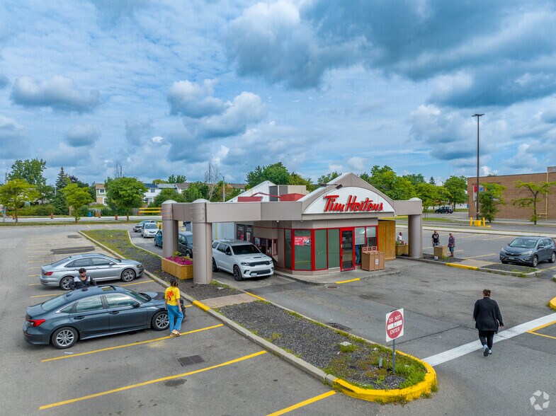225-227 Vodden St, Brampton, ON à louer - Photo principale – Image 3 sur 7