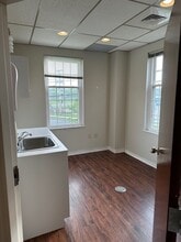 2151 Linglestown Rd, Harrisburg, PA à louer Photo intérieure– Image 2 sur 10