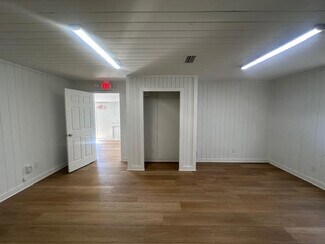 Plus de détails pour 3100 E Moody Blvd, Bunnell, FL - Bureau à louer