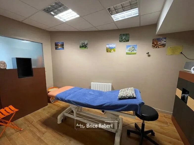 Local commercial dans Villeurbanne à louer - Photo intérieure – Image 2 sur 8