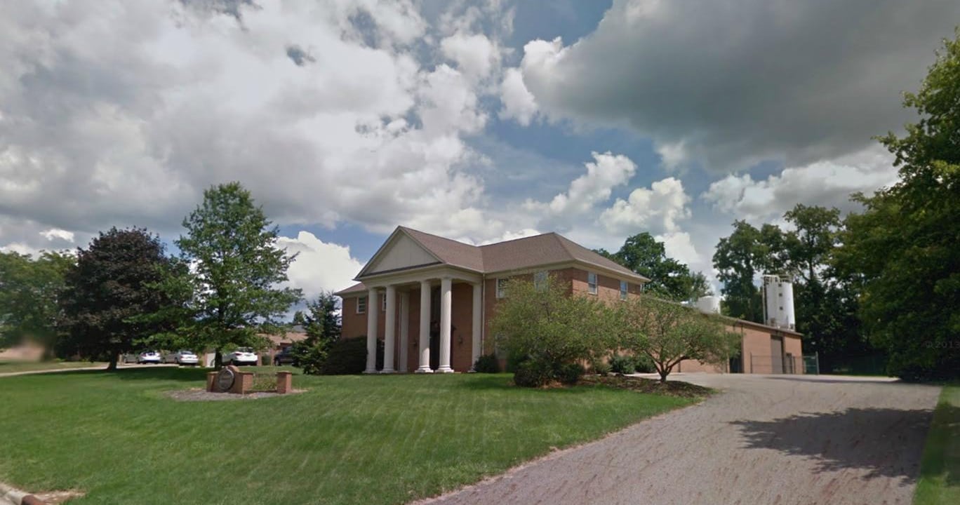 5193 Stoneham Rd, Canton, OH à louer Photo principale– Image 1 sur 7