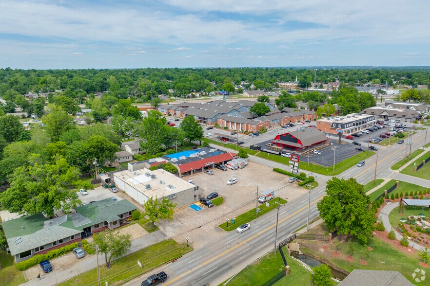 4301-4305 E 31st St, Tulsa, OK à vendre - Aérien – Image 2 sur 4