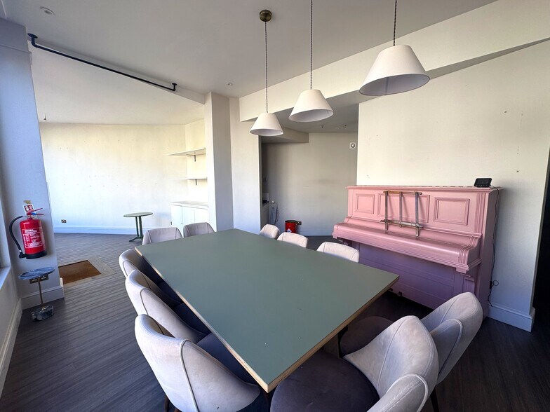 39A + B Allfarthing ln, Londres à louer - Photo de l’immeuble – Image 2 sur 5