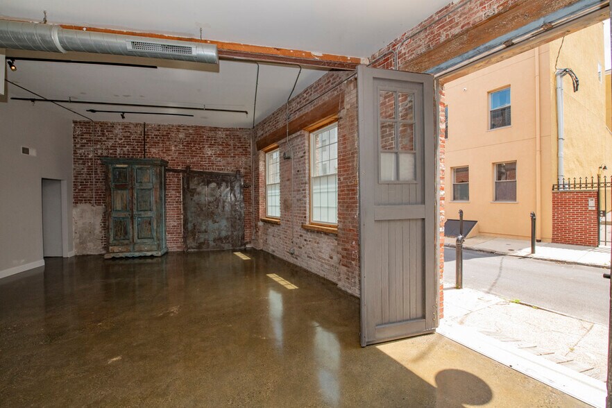 2135 E Susquehanna Ave, Philadelphia, PA à vendre - Photo intérieure – Image 3 sur 14