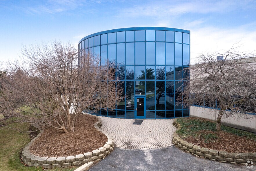 161-175 N Archer Ave, Mundelein, IL à vendre - Photo de l’immeuble – Image 3 sur 5