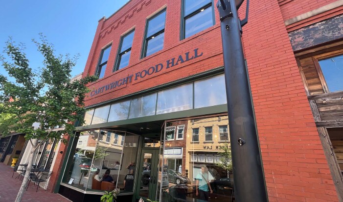 215 Trade St, Greer, SC à louer Photo principale– Image 1 sur 16