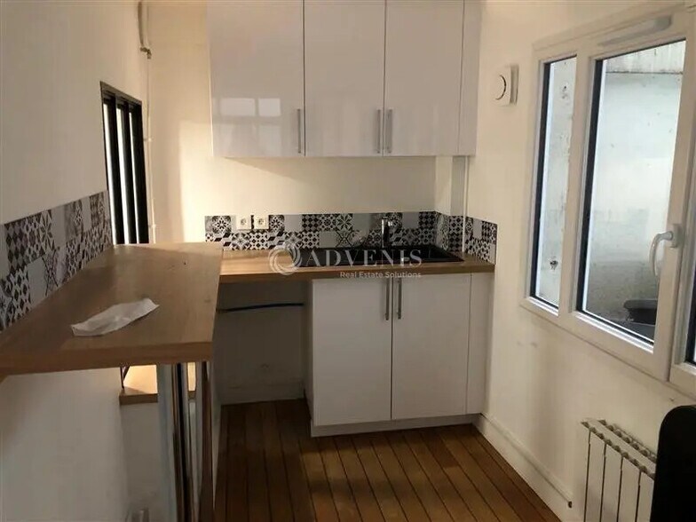 Bureau dans Tours à vendre - Photo de l’immeuble – Image 3 sur 8