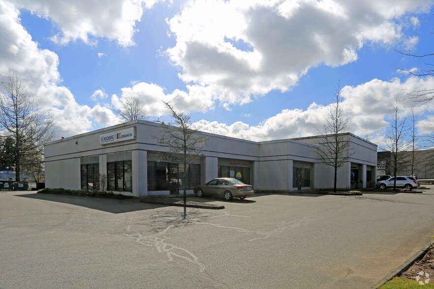 18812 96th Ave, Surrey, BC à louer - Photo de l’immeuble – Image 3 sur 20