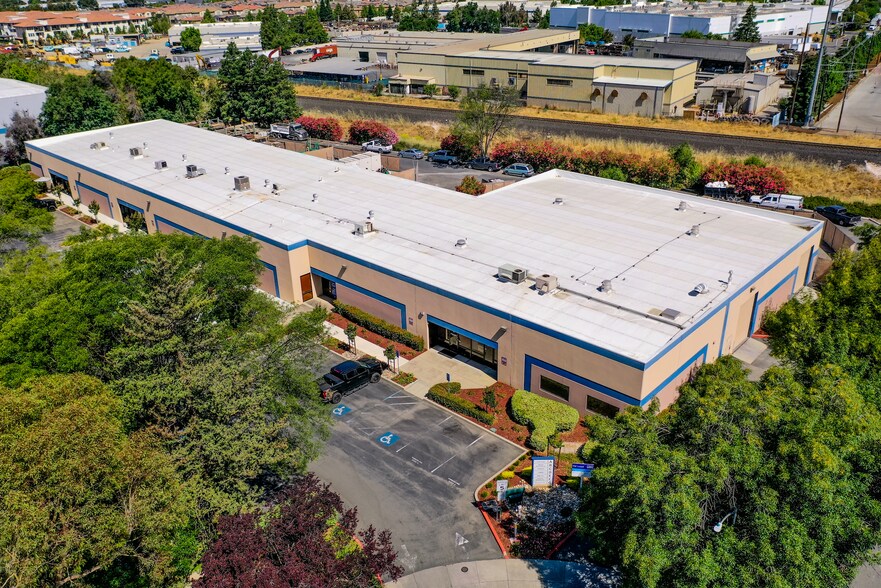 1001 Shannon Ct, Livermore, CA à vendre - Photo de l’immeuble – Image 2 sur 4