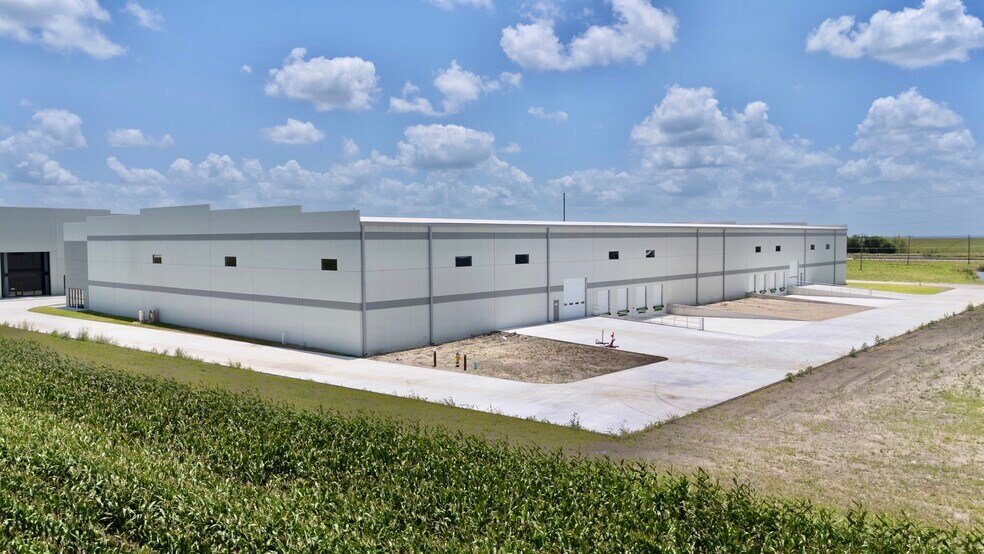 21827 US-79 Hwy, Taylor, TX à vendre - Photo de l’immeuble – Image 3 sur 5