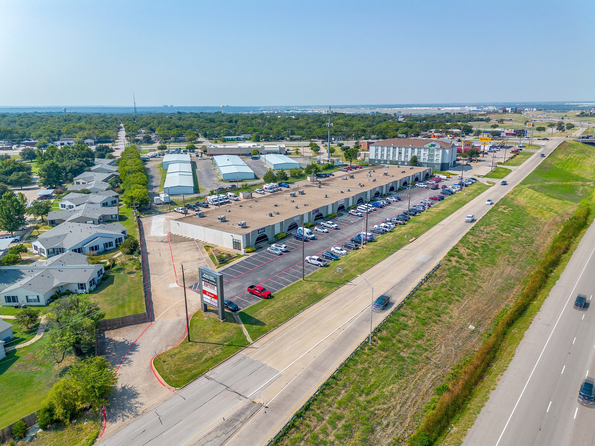 3501-3529 NW Loop 820, Fort Worth, TX à louer Photo intérieure– Image 1 sur 15