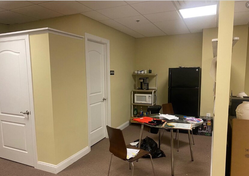 1214 Easton Rd, Warrington, PA à louer - Photo intérieure – Image 3 sur 8