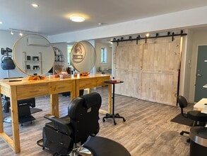 17 Av De La Baie-De-Valois, Pointe-claire, QC à louer Photo intérieure– Image 1 sur 11