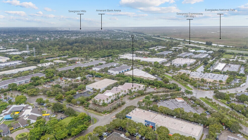 10300-10380 NW 53rd St, Sunrise, FL à louer - Photo de l’immeuble – Image 1 sur 47