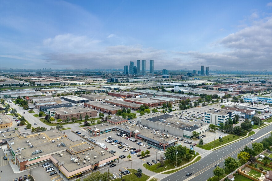 8383 Weston Rd, Vaughan, ON à louer - Aérien – Image 3 sur 3