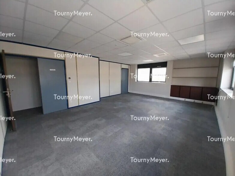 12 Rue Michel Labrousse, Toulouse à louer - Photo de l’immeuble – Image 3 sur 10